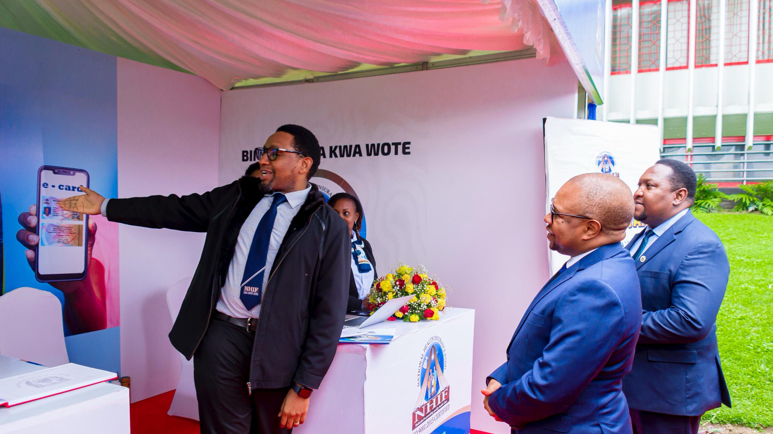 SERIKALI YARIDHISHWA NA HUDUMA ZA NHIF